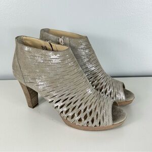 PAUL GREEN laser cut metallic silver peep toe heel US 7